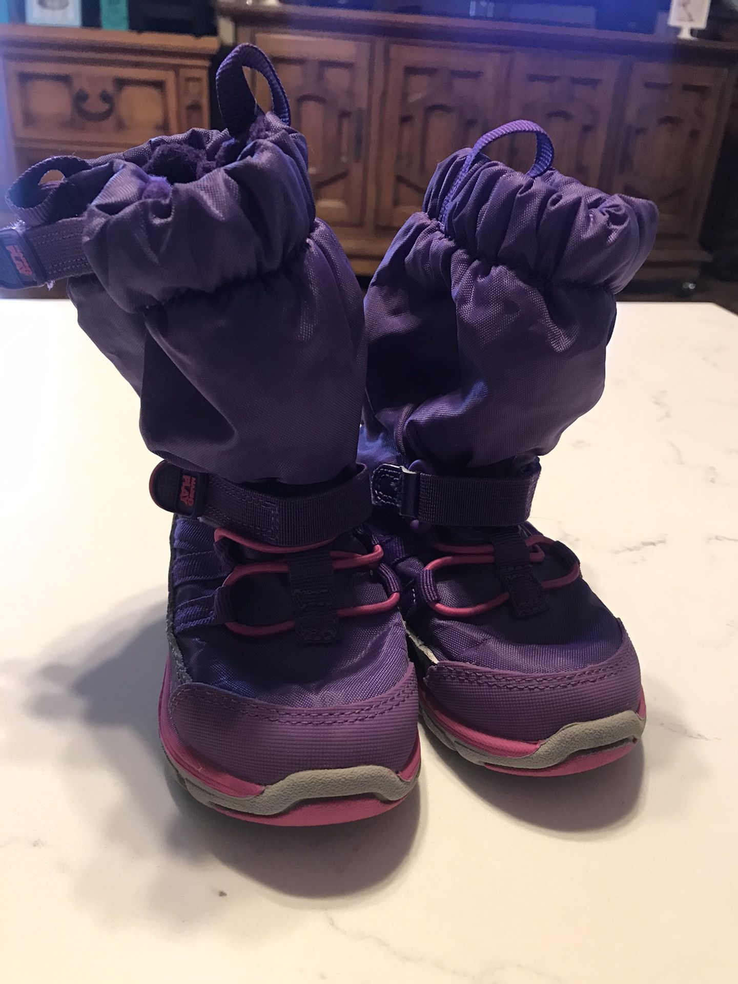 5.5 girls winter/ snow boots