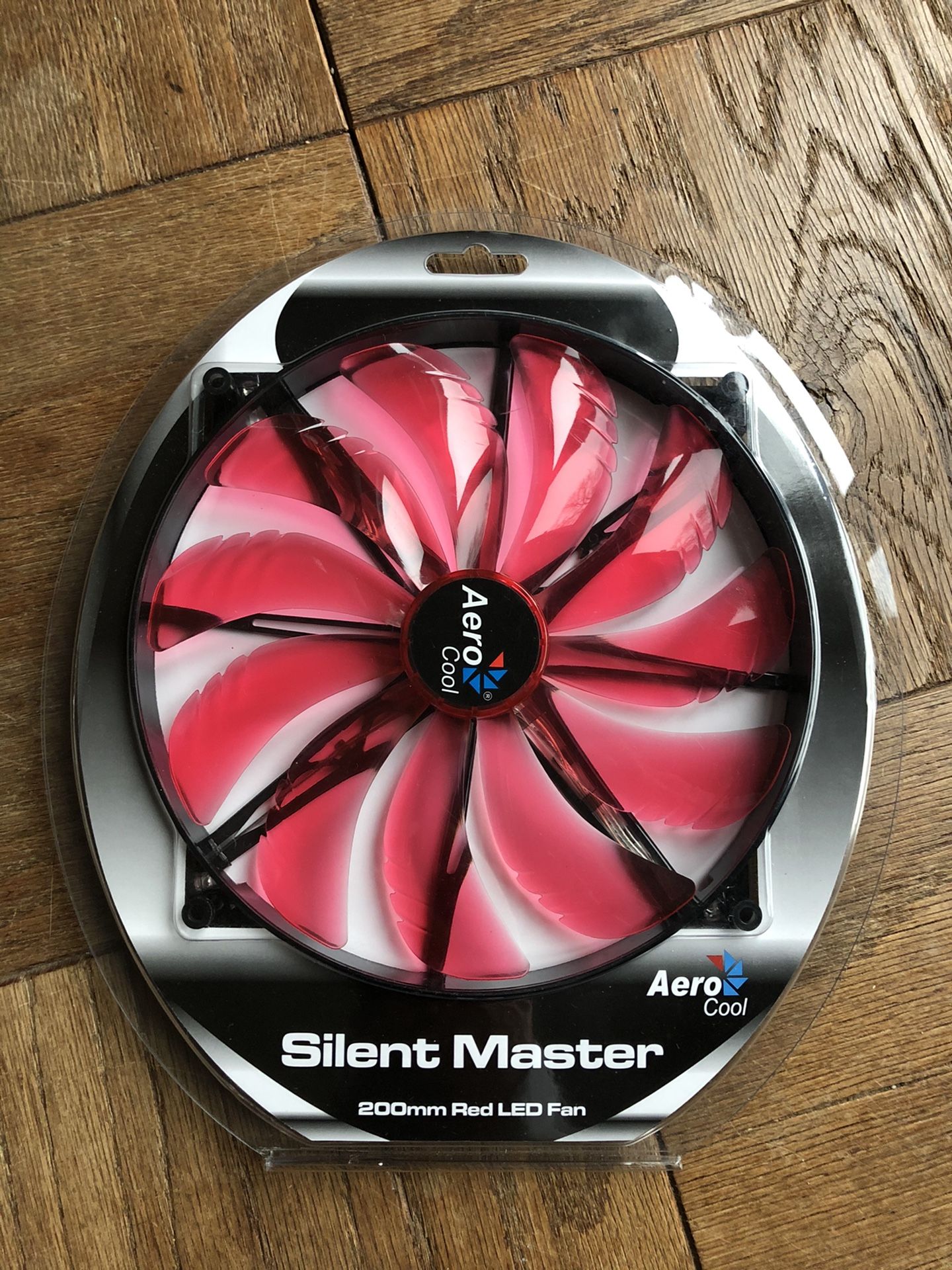 Aerocool Silent Master 200mm Red LED Fan