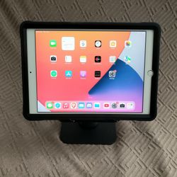 Ipad Pro  9.7 Inch Tablet  Wifi & Cellular w/ Hard  Case & Swivel 360 Stand 