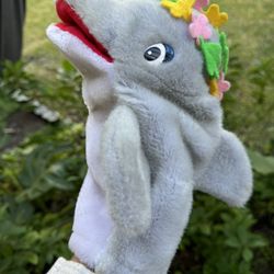 Vintage Sea World 9" Dolphin Squeaker Puppet Flower Headband Crown of Daisies