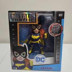 DC Batgirl: Die-Cast Metal Figure