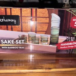 New Harmony 5-Piece Sake Set with Bamboo Tray