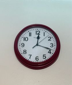Moving Sale – Classic Red Wall Clock – Works Perfectly – $15