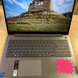 Lenovo Ideapad 3i 15.6" Touch Screen Intel Core i5 12th Gen., 16GB RAM 256GB SSD, Windows 11 Pro. Comes with Charger. Has minor scratches outside. 