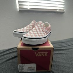 pink checkered slip on vans  