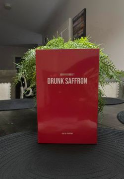 Borntostandout Drunk Saffron