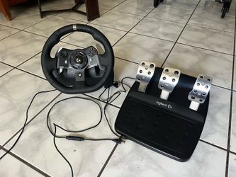 Logitech g920 Racing wheel