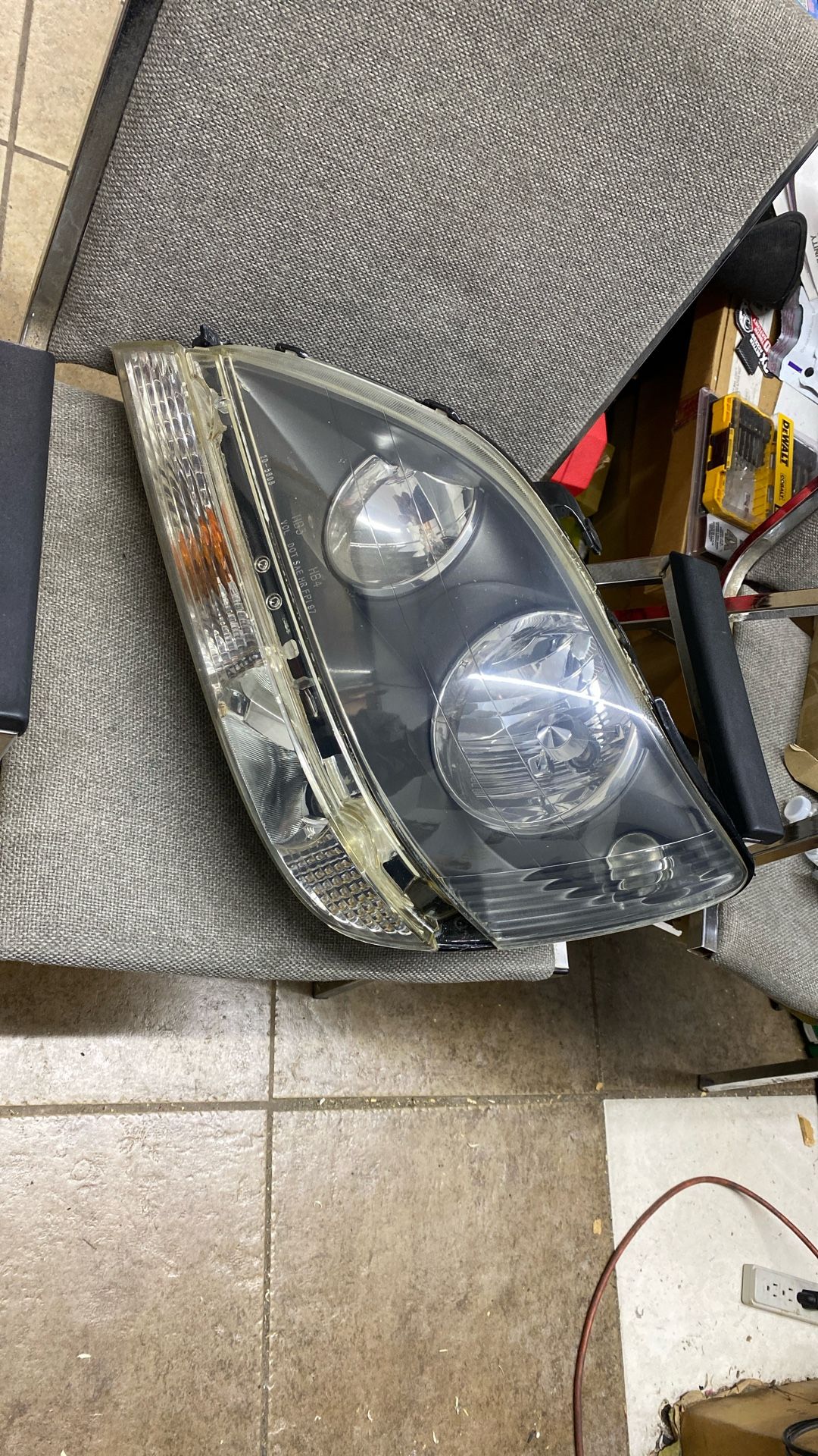 Lexus RX300 Left Headlight OEM