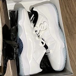 Air Jordan Retro 11
