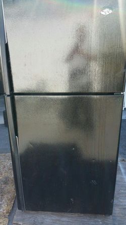 Ge black refrigerator