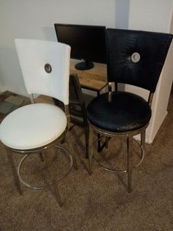 Nadia Swivel Counter Height Stools (White)&(Black)
