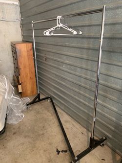 Wardrobe rack