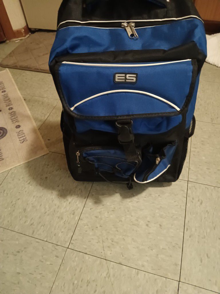 Backpack And Traveling Bag On Wheels Brand New