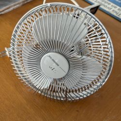 Small Table Fan