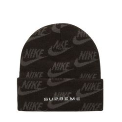 SUPREME Nike Jacquard Logos Beanie
