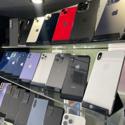 iPhones Used With Warranty 