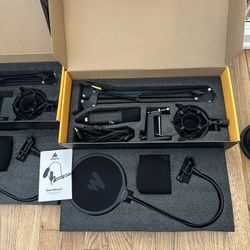 Podcasting Microphone Kit