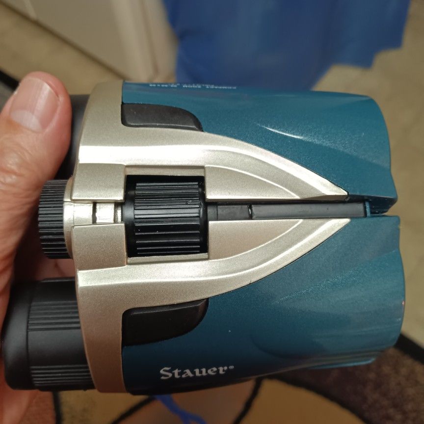STAUER Power view Binoculars