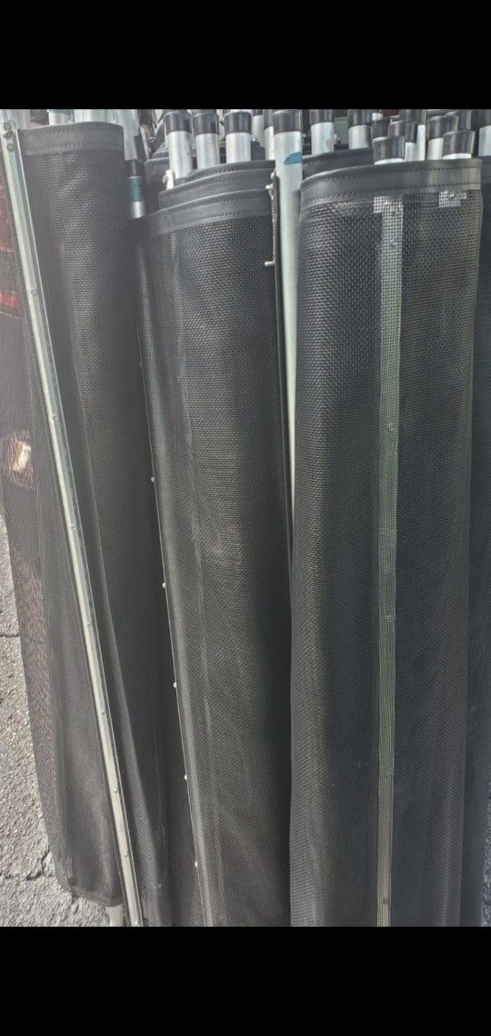 Like New Black Pool Fence 120 Feet Of Fence With Aluminum Poles.