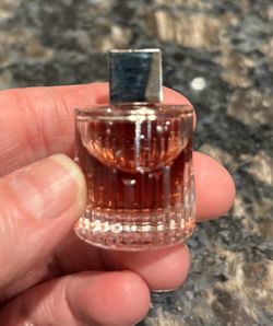 NEW JIMMY CHOO ILLICIT EAU DE PARFUM MINI $15!