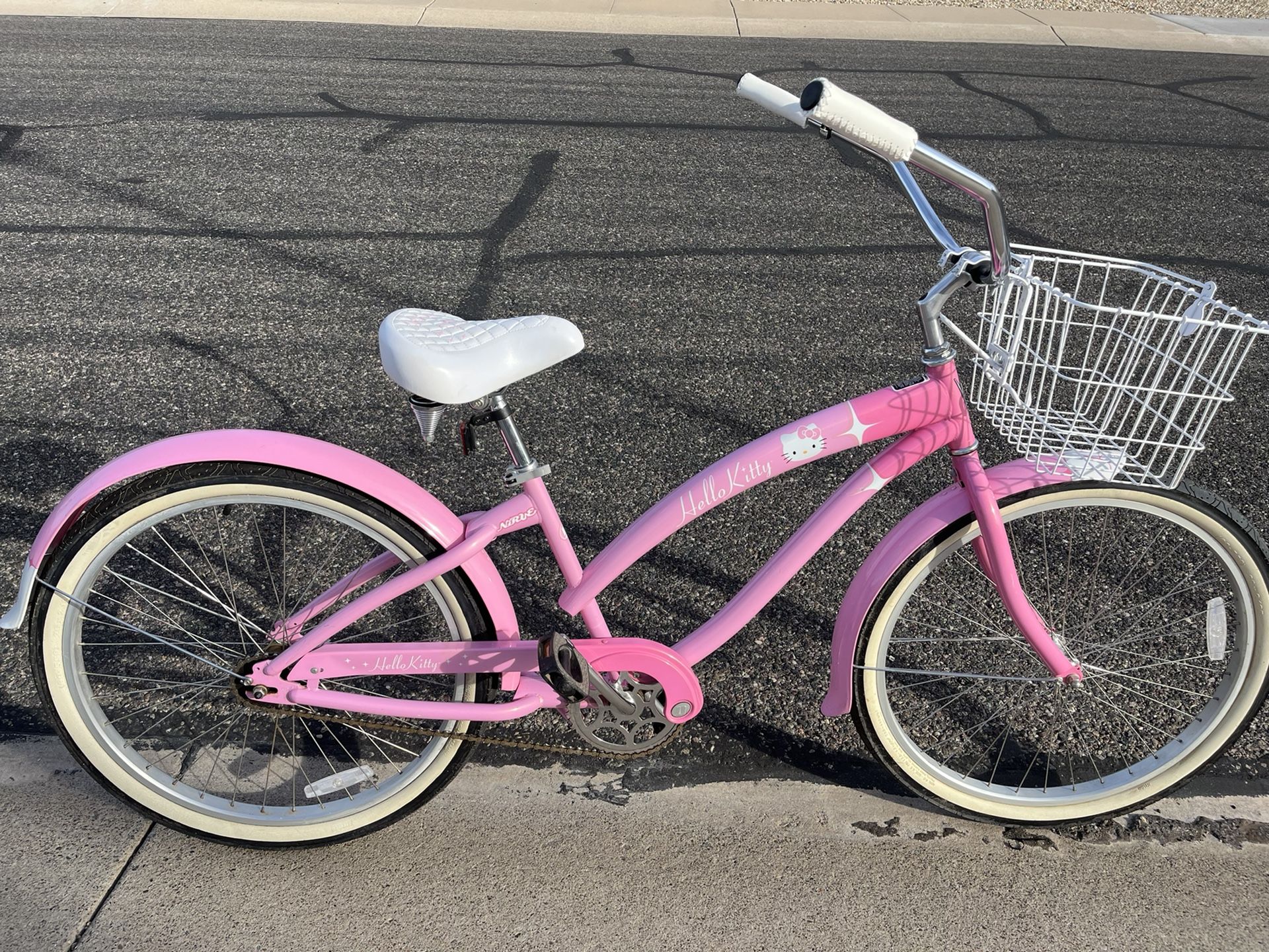 Nirve hello shop kitty bike