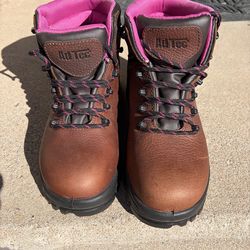 Women’s work boots