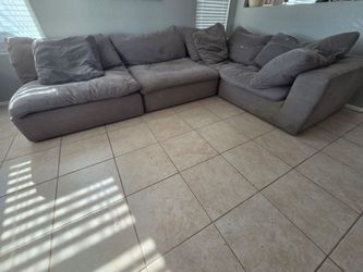Bob's "Dream" Modular Sectional (4 Pieces) – Gray