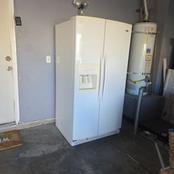  Maytag  Refrigerator 