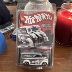 HOT WHEELS DAIRY DELIVERY ZAMAC MAIL IN w/ CARD PROTECTOR !!!