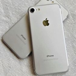 iPhone 7 Unlocked With Warranty 
