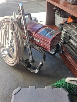 Titan 410 Airless Paint Sprayer