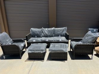 Patio furniture set