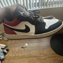 Jordan 1 Low Black Toe