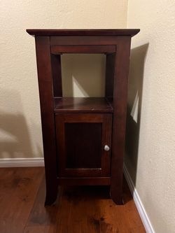 Solid Wood End Table / Accent Table with Cabinet & Pull-Out Shelf