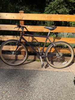 Jamis mountain bike 26”