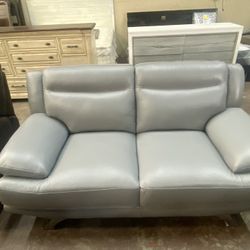 Sofia Vergara Loveseat 