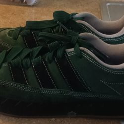 ADIDAS SIZE 11