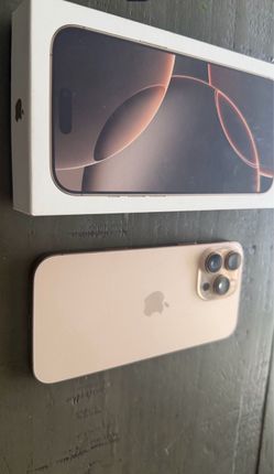 iPhone 16 pro max unlocked 256gb