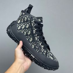 Dior Boots With Box And Dust Bag 