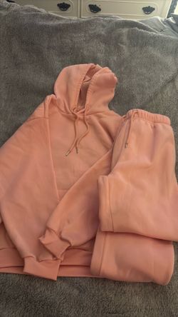 SHEIN Pink Sweat Set