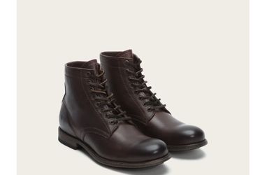 Frye Tyler lace up brown leather. Size US 8