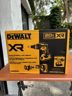 DEWALT BRUSHLESS 2-TOOL COMBO KIT
