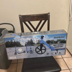 Kid-Riddo Big Wheel Scooter