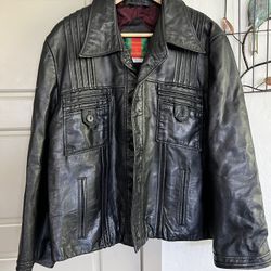 Vintage Mens Leather Motorcycle Biker Jacket, size 44, International Creations by Raffaelo