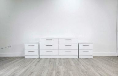 Dresser and 2 Nightstands - Cómoda y 2 mesitas de noche