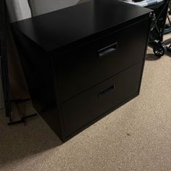 Metal filing cabinet 2.3 X 2.5 X 1.5 with lock 