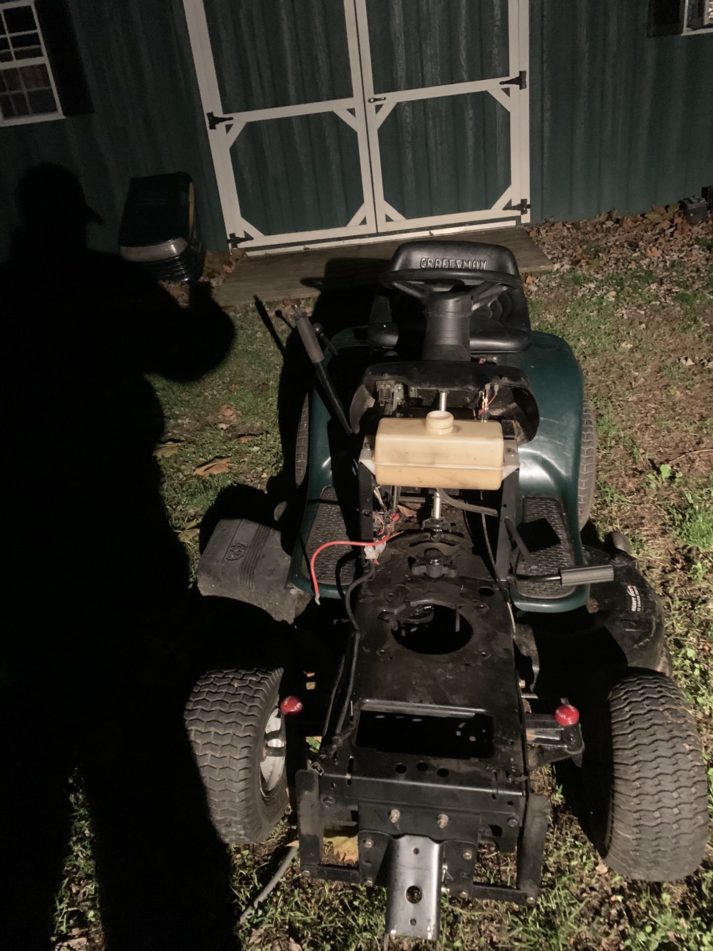 Riding mower / tractor