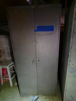 Heavy duty steel cabinet