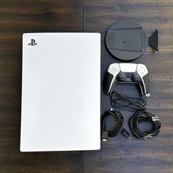 PlayStation 5 – Complete Bundle – Excellent Condition