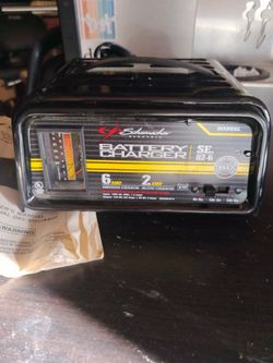 Vintage Schumacher SE-82-6 Manual Battery Charger - 6V/12V (6 Amp / 2 Amp)